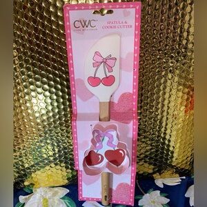 COOK WITH COLOR CHERRY SPATULA  & COOKIE CUTTER
